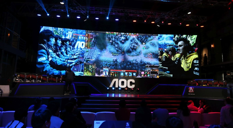 AOC celebrates AGON launch in Beijing